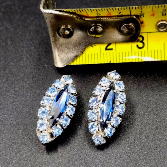 Vintage Petite Blue Rhinstone and Silver Toned Rhinestone Earings - Picture 6 of 6